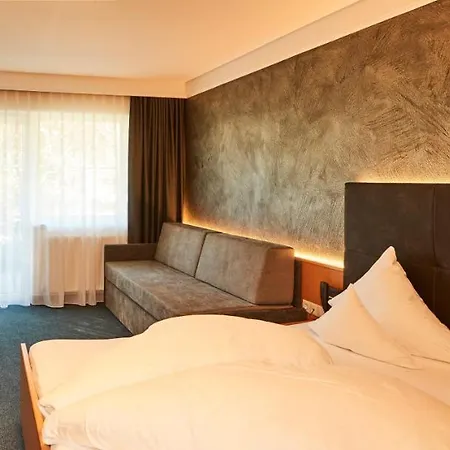Post Hotel