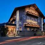 Post Hotel